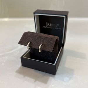 14k White Gold Brushed Hoops